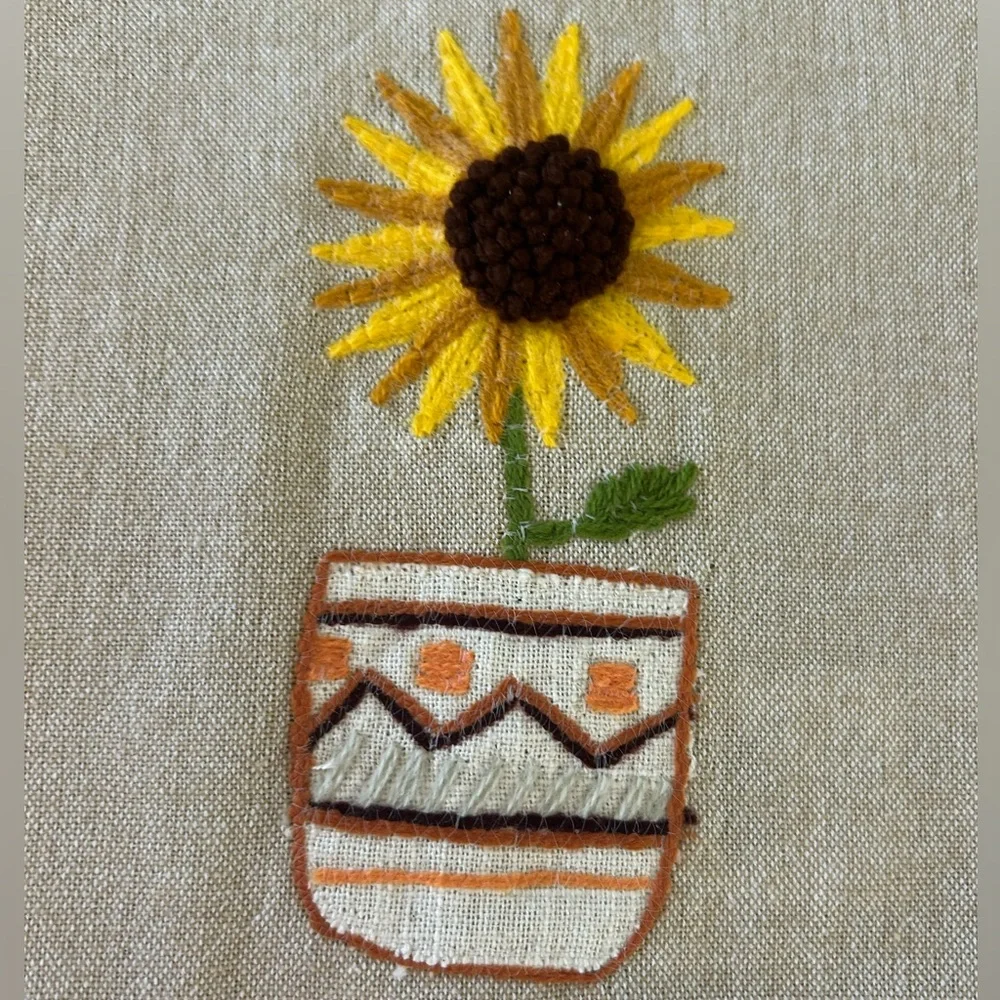 NWOT Mud Pie Sunflower Tea Towel